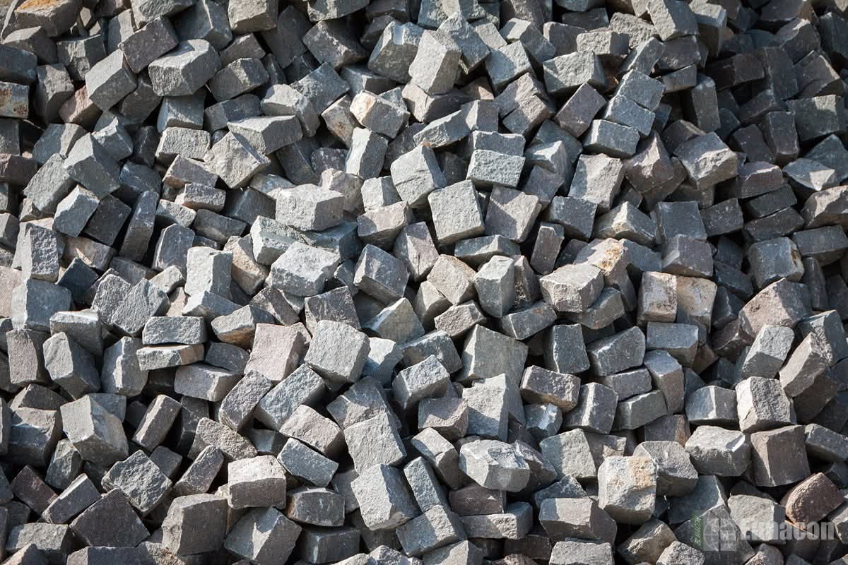 Piatră cubică — material premium