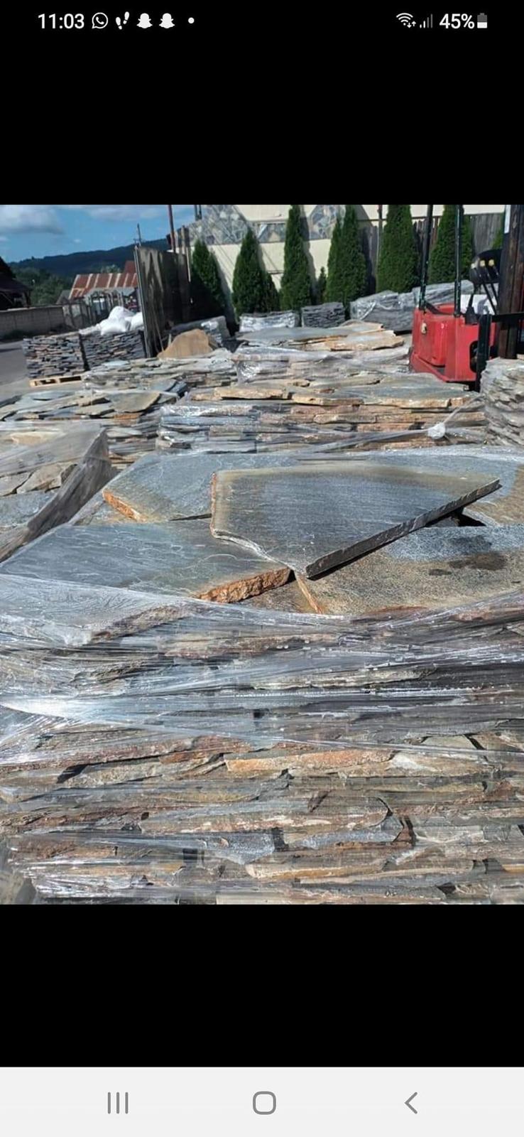 Stivă piatră de placat pregătită